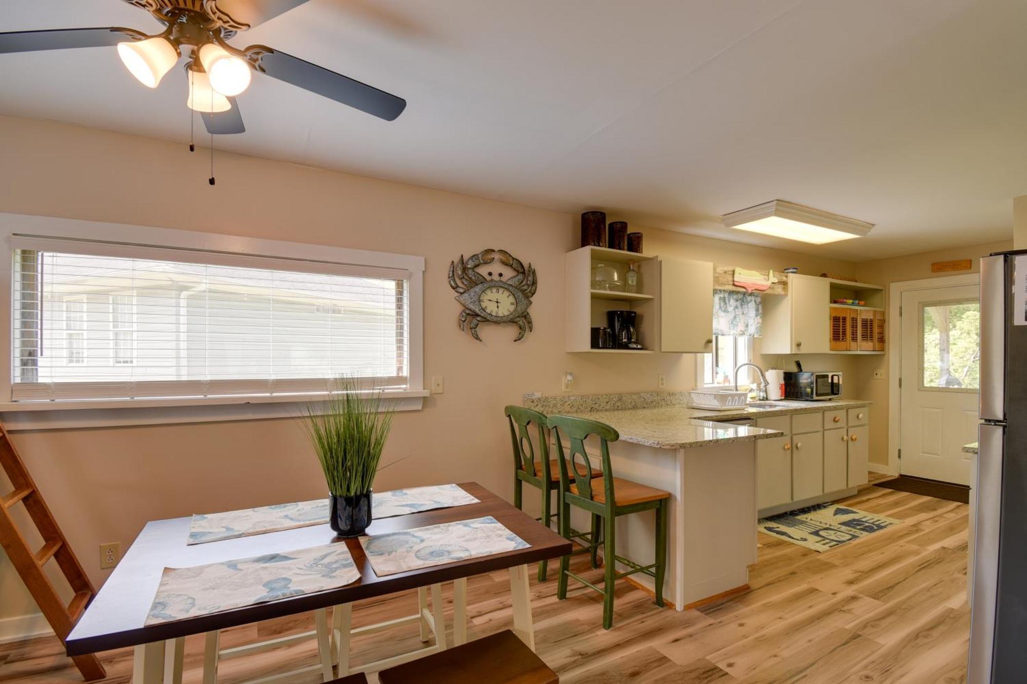 Ocean Isle Apartment With Balcony, 1 Mi To Beach! Ocean Isle Beach Exterior photo